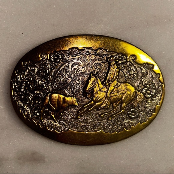 Award Design ~ Western/Cowboy/Bull ~ Gold & Silver Metal Tone ~ 24GP Belt Buckle - Picture 9 of 14